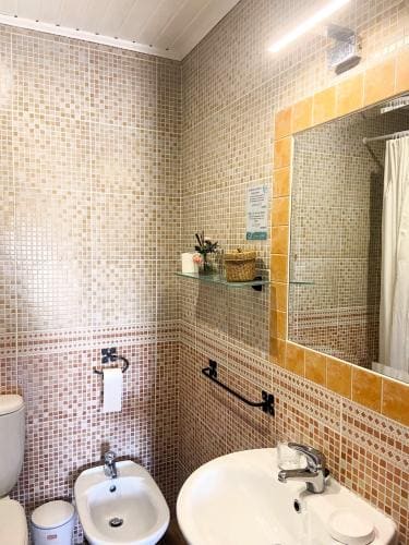 whatsapp_image_2024-04-27_at_16